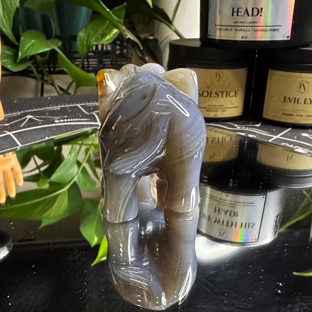Agate Elephant Figurine - Picture 4 of 9